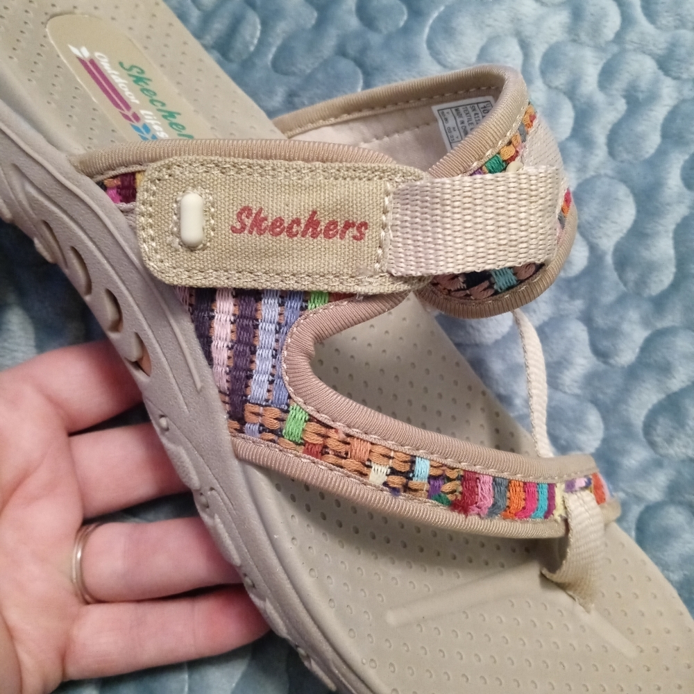 Skechers Sandals size 10 - Picture 5 of 9